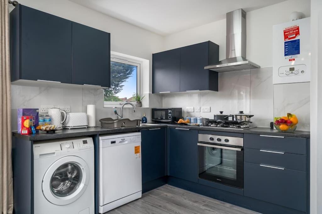 דירות הרו Lux 3Bed Near Wembley With Parking By Oceana Group - Sleeps 8 מראה חיצוני תמונה